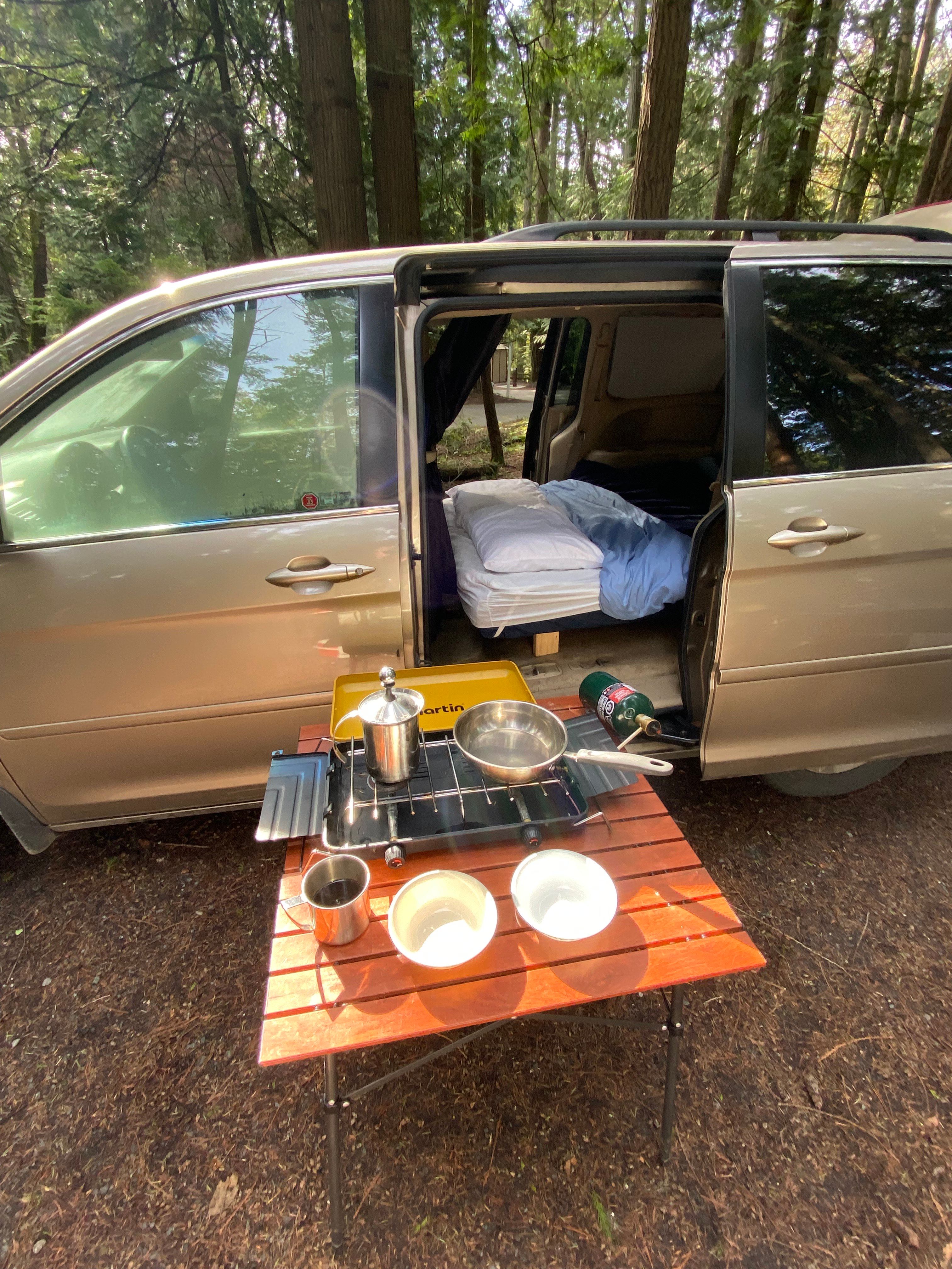 Campervan rentals at Ocean Island Inn Victoria BC