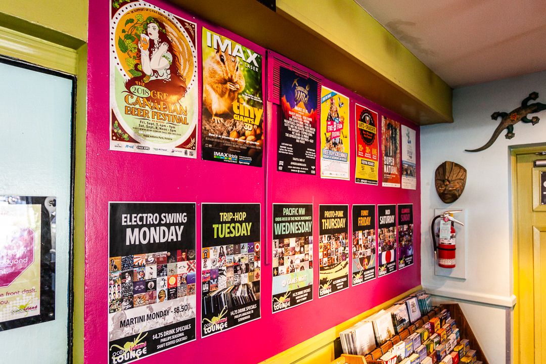 Travel Info & Victoria Guide