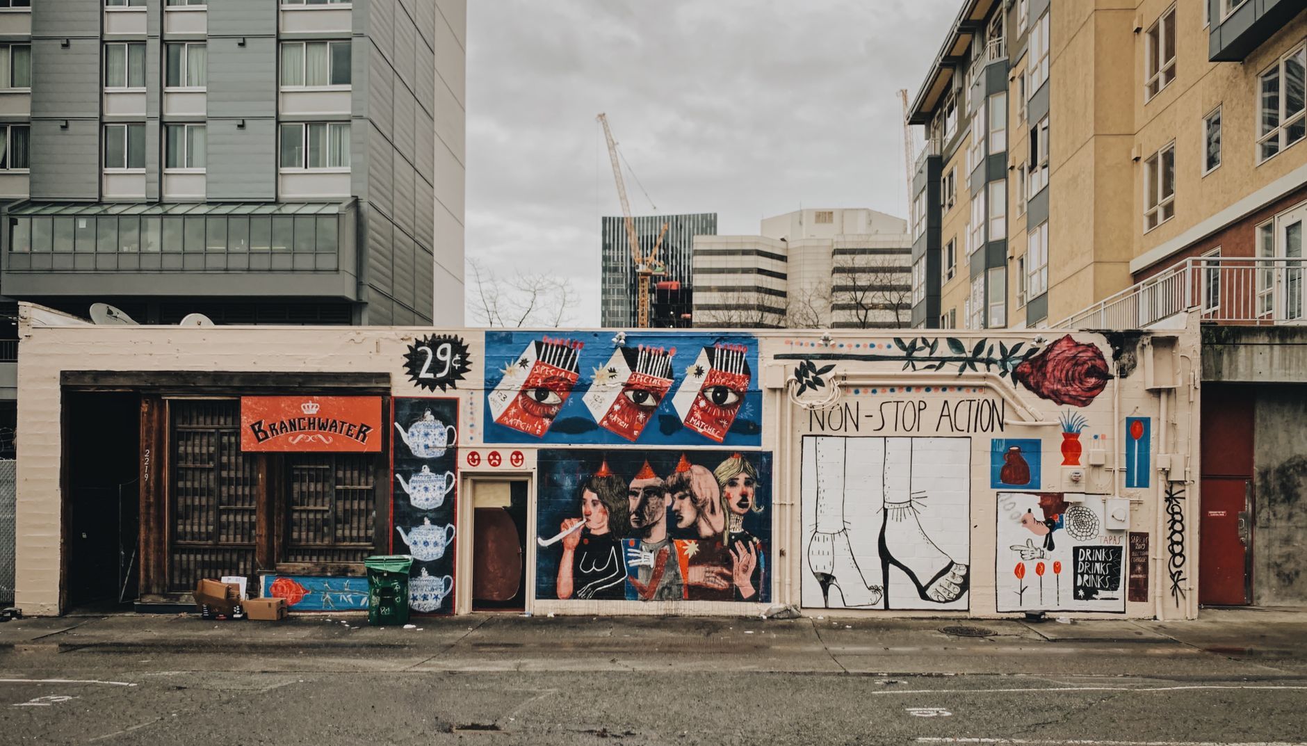 Street Art and Murals in Victoria, BC: A Local's Guide to the City's Best Walls — photo: Rufina Rusakova / Pexels