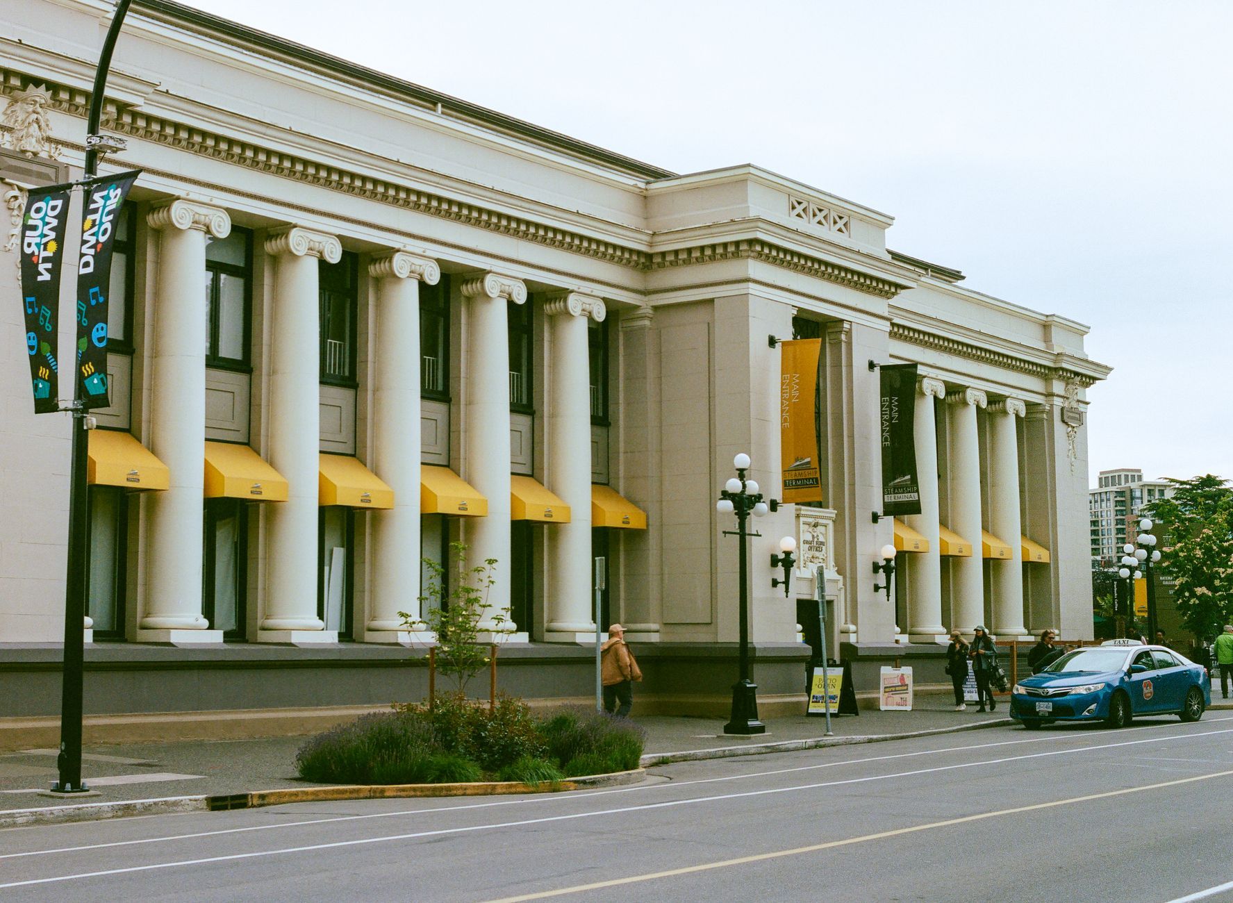 The Best Things to Do Downtown Victoria (From Someone Who Actually Lives Here) — photo: Jason Renfrow Photography / Pexels