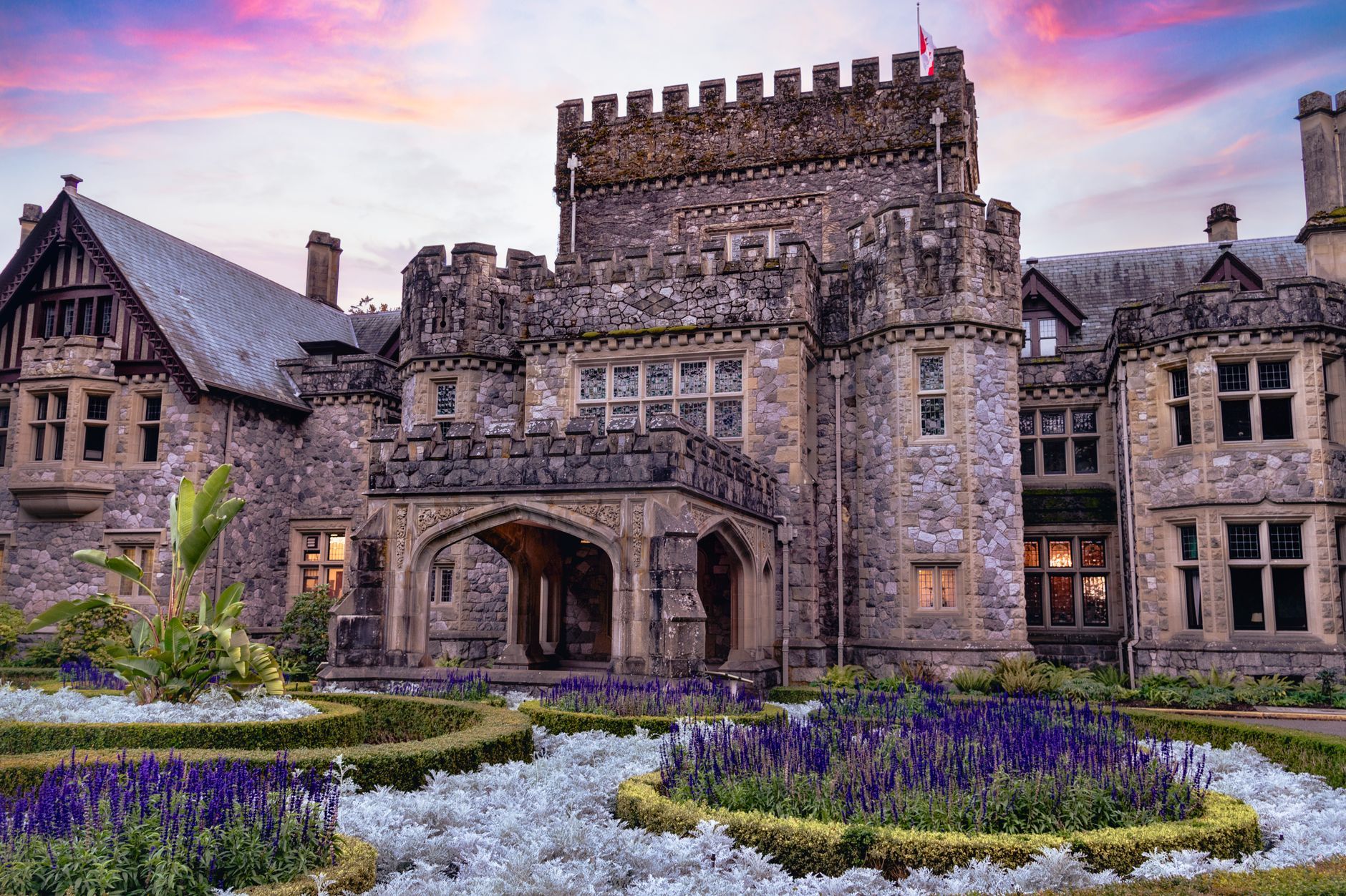 Things to Do in Victoria BC Today (Whatever the Weather) — photo: Vlad Vasnetsov / Pexels